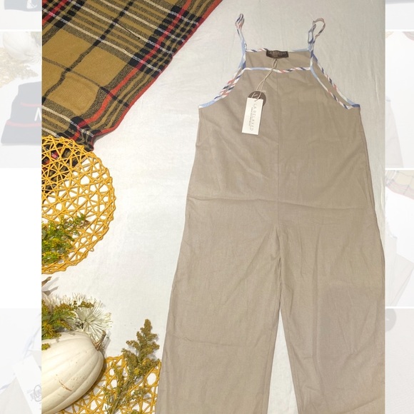 Mercado Linen Jumpsuit by LA RELAXED 😎 🌿 - Picture 3 of 5